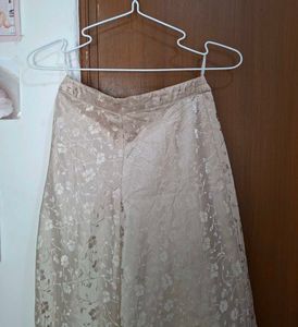Elegant gold skirt