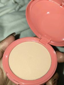 Huda Beauty Pressed Powder