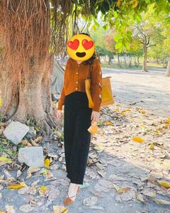 Stylish Black Straight Leg Jeans