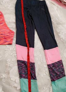 Very Useful Gymwear Bra With Leggings