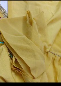 bust 40 Yellow Embroidered Kurta Set with Dupatta