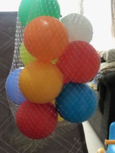 10 Colorful Toy Balls in Net Bag