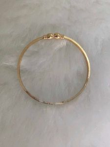 Elegant Gold Tone Bangle Bracelet