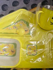 Cute Yellow Kids Gift Set