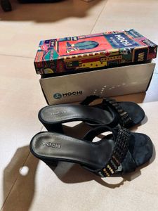 Mochi Brand -Balck heel for party
