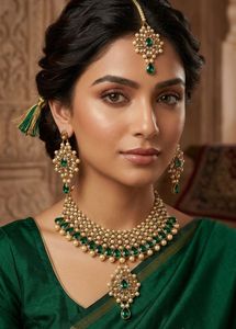 Unused Exquisite Emerald & Pearl Kundan Necklace S