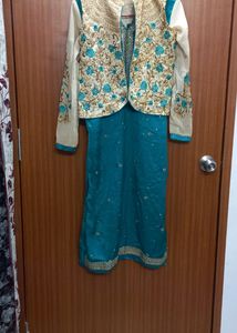 Kurta Set With Jacket