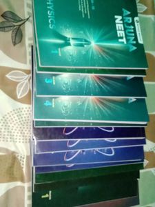 Arjuna NEET Physics Wallah 15 Books Set