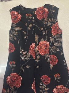 Black Rose Floral Print Sleeveless Top