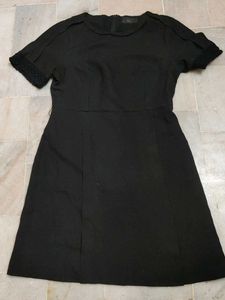 Chic Black Dress