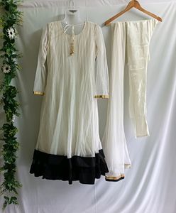 😍 Designer Anarkali Suit Set With Pant &amp; Dupatta
