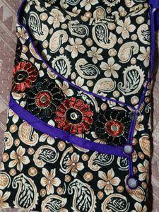 Elegant Paisley Print Kurta