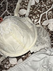 🤍Ivory Lace Bra and Panty Set🤍