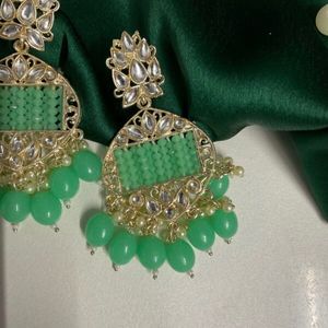 Prakriti Earrings (Pack Of 1)