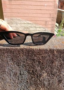 Sneaky Cat Eye Sunglasses
