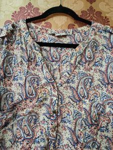 Chic Paisley Print V-Neck Top