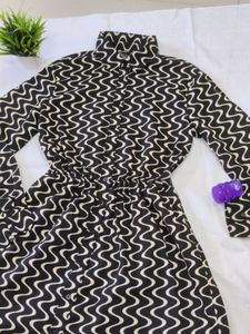 Chic Wave Print Button-Up Dress