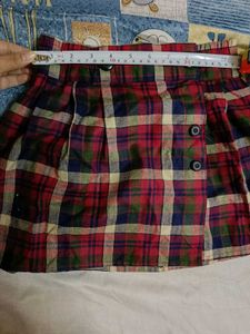 Stylish Checkered Skirt
