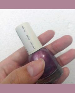 H&amp;M Nail Polishes - Red Vine and Navy(Metallic)