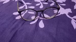 Round Black Frame Glasses