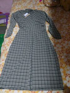 Chic Plaid Long Sleeve Maxi Dress