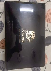 stunning make-up kit