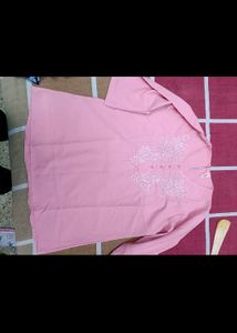 Pink Embroidered Kurta/ Tunic in L 40 size