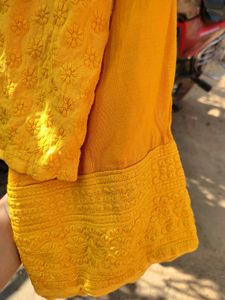 YELLOW DRESS