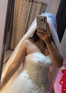 Elegant Bridal Lehenga (no veil)❤️🎀🧚🏻‍♀️