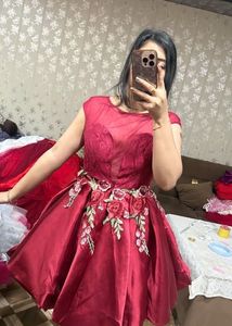 Stunning Red Embroidered Party Dress❤️🦋🎀