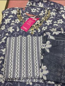Story Floral Embroidered Kurta