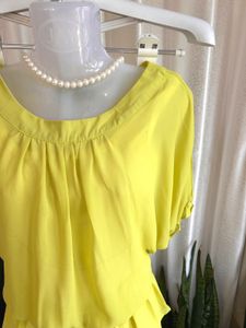Imported Chic lime green  Peplum Top
