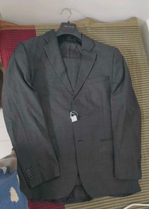 Men's Classic Charcoal Grey Suit