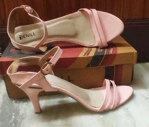 Denill Women Pink Heel