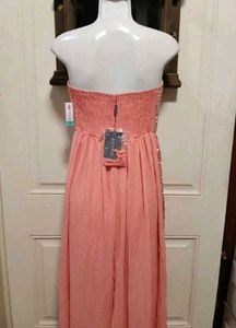 with freebies 🫶 Stunning Peach Embellished Gown