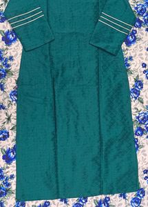 Emerald Green Embroidered Kurti