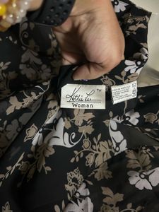 Chic Black Floral Print Shirt