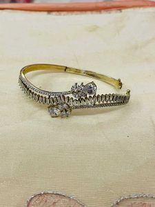Sparkling Crystal Bangle Bracelet