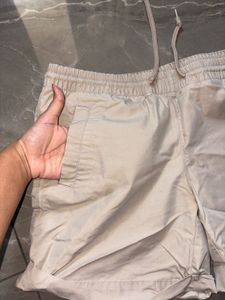Giordano beige casual shorts