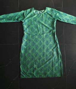 Beautiful Green Leaf Print Kurta