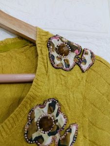 Chic Embellished Yellow Top