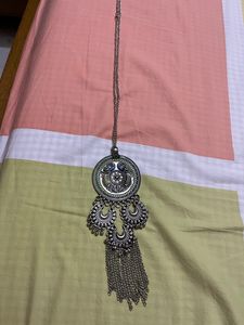 2 Elegant Neckpiece