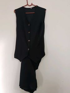 Sleek Black V-Neck Sleeveless Co-ord Set