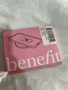 Benefit Wireless Charger  Set