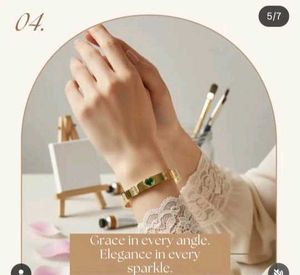 Gold Tone Bangle