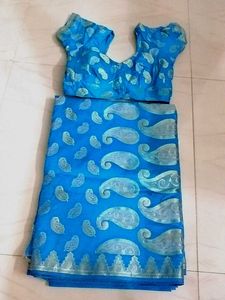 Elegant Blue Brocade Saree and Blouse Set