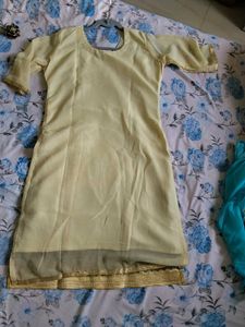 Embellished Cream Kurti Set