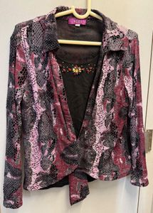 Stylish Women's Blouse with Intricate Design