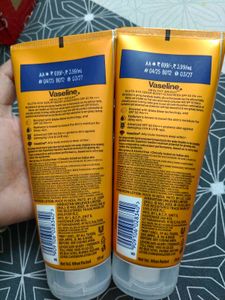 Vaseline Gluta-Hya SPF 50 PA+++ Sunscreen