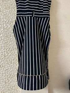 Chic Striped Sleeveless Dress